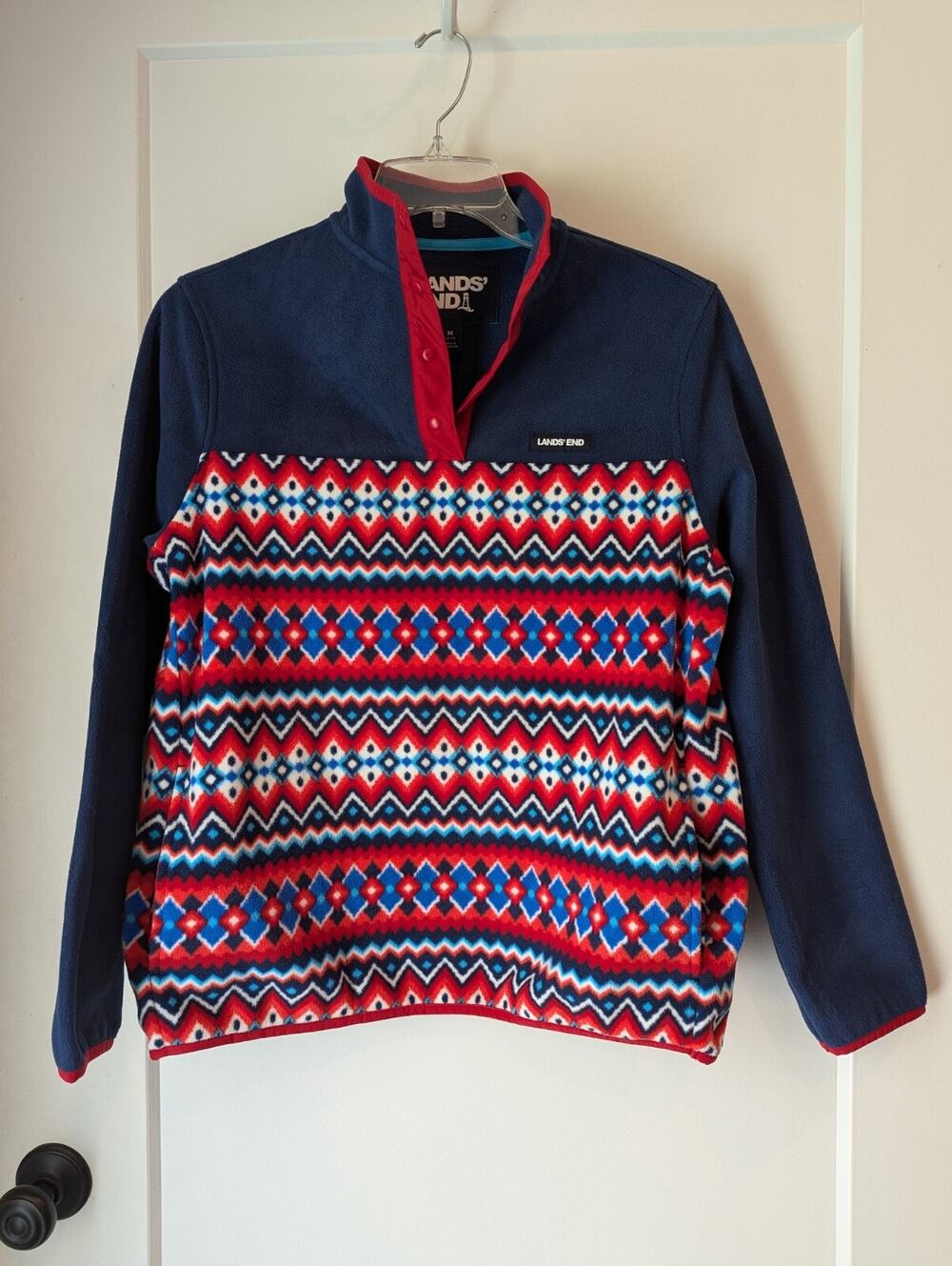 Lands End Ladies Medium Fleece Pullover Red Blue Aztec Print Casual Outdoor